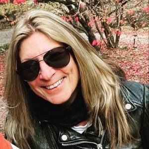 Meet your Posher, Leigh